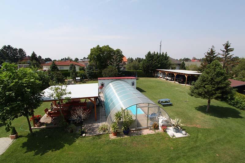 Gaestepension Sport 71 Strasshof an der Nordbahn Esterno foto